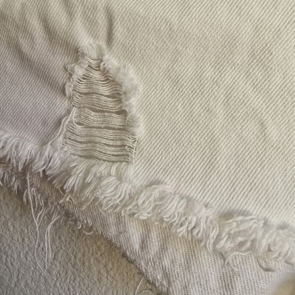 Blank NYC White Distressed Jean Shorts - Picture 2 of 9